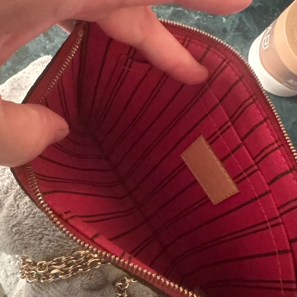 Louis Vuitton Brown Monogram Clutch with Gold Chain - Picture 2 of 7